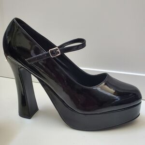 NEW Black Patent Leather Mary Jane Heels